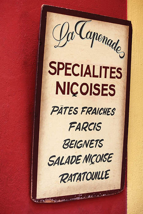 Photo of restaraunt sign.