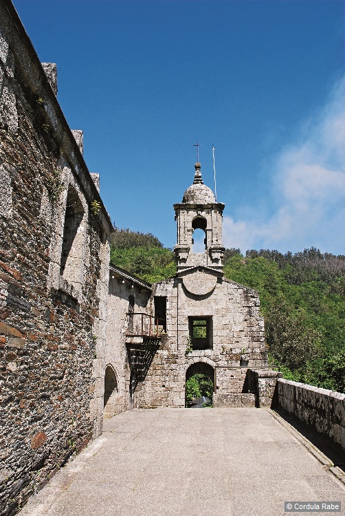 Mosteiro de Caaveiro